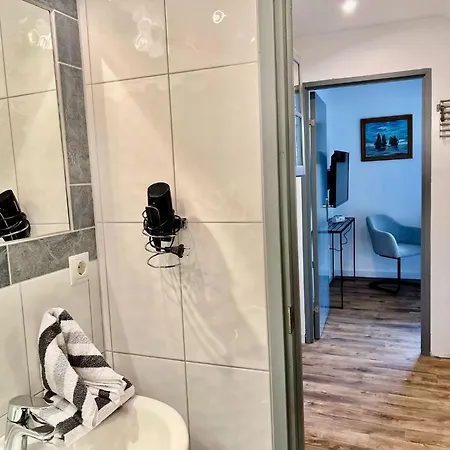 بيت ضيافة Kapitaenshaus-lassen-zimmer-nes-puek فيسترلاند