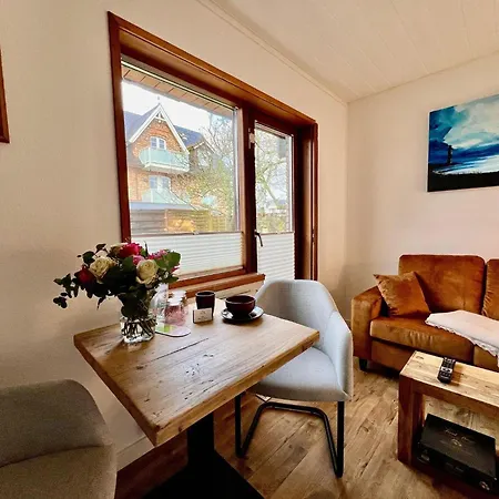 Kapitaenshaus-lassen-zimmer-nes-puek 3* فيسترلاند